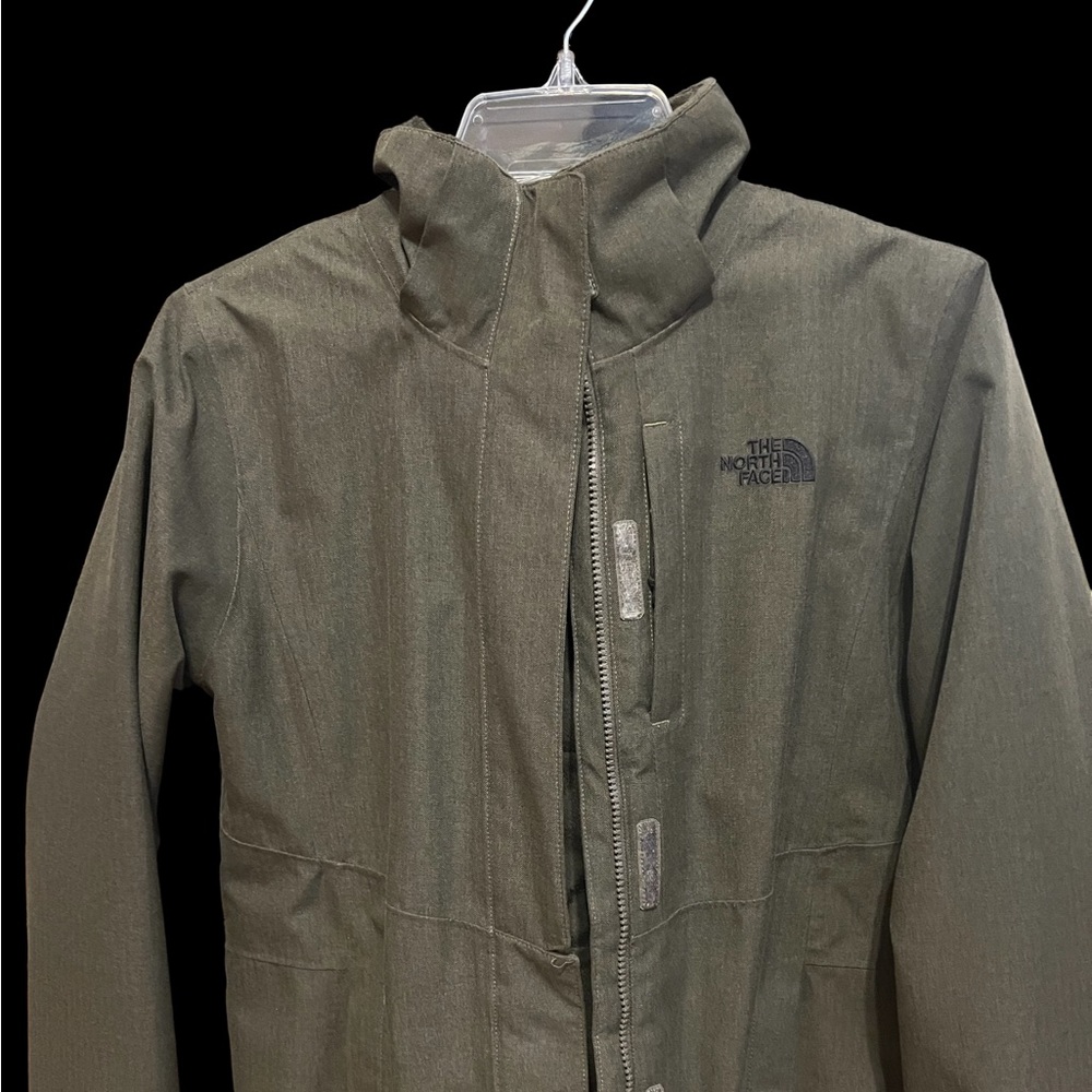NORTH FACE Hunter Green Women’s Winter Jacket 🧥 ❄️